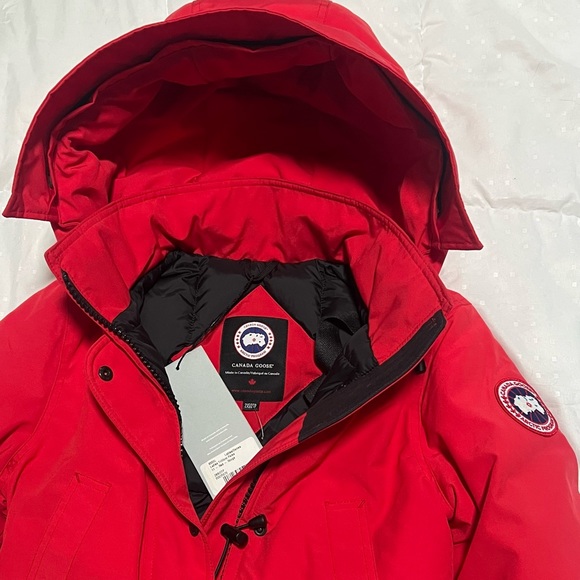 ❤️🌟HOST PICK🌟❤️ Canada Goose Red The Trillium Parka New with Tags $1750 - Picture 7 of 13